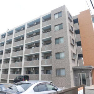 プランドール・フジ　（１ＬＤＫ）外観