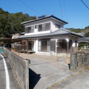 延岡市佐野町　中古住宅外観