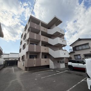 West Street（ウエストストリート）外観